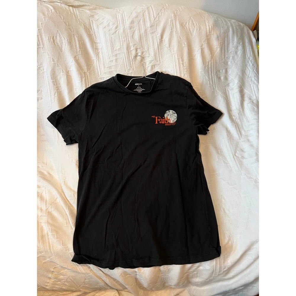 Novamen Faith International T-Shirt Mens L
